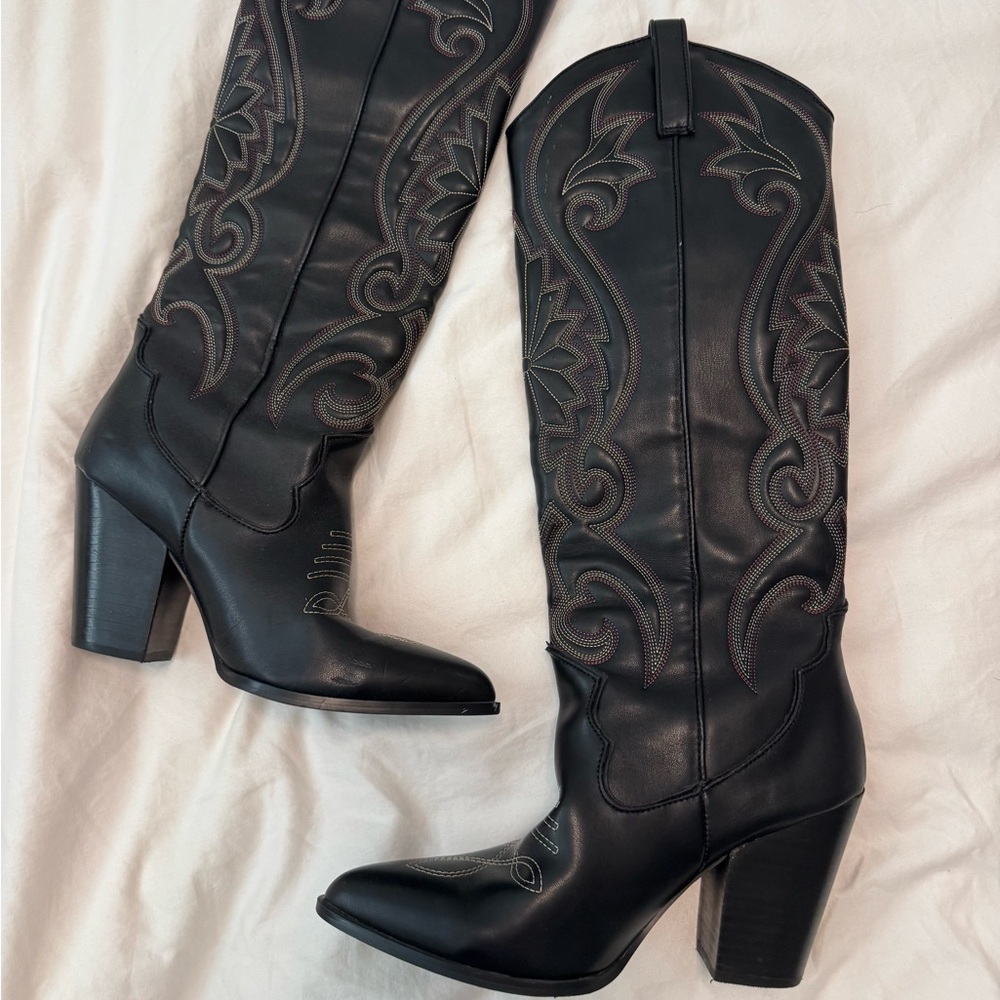 Steve Madden Black Embroidered Heeled Boots